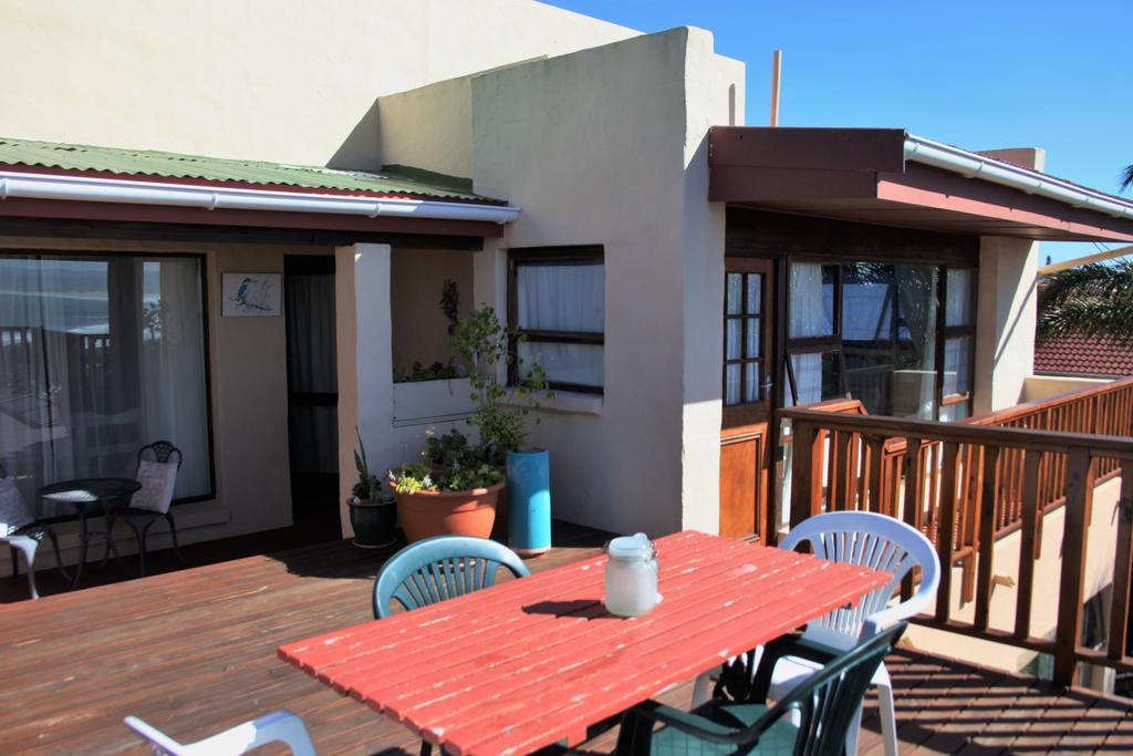 A1 Kynaston Self Catering Or Bed And Breakfast Jeffreys Bay Exterior foto