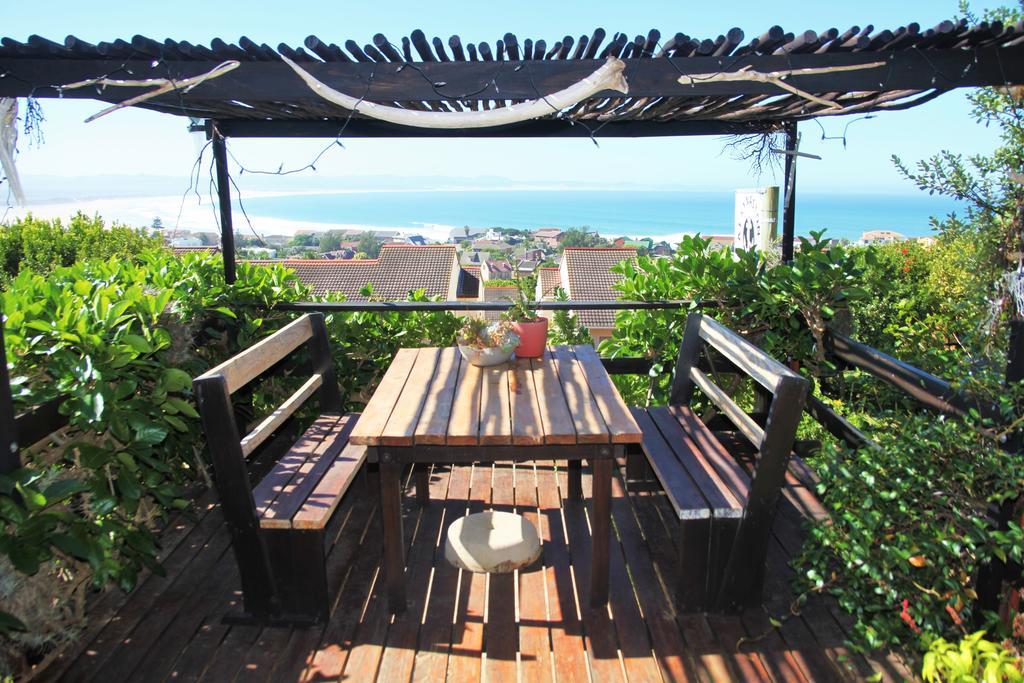 A1 Kynaston Self Catering Or Bed And Breakfast Jeffreys Bay Exterior foto