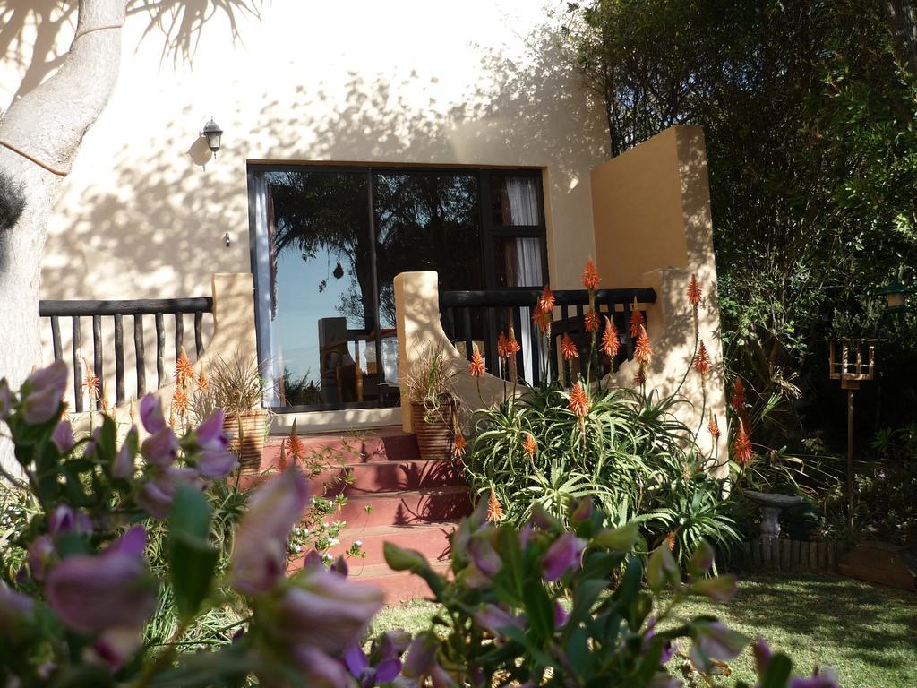 A1 Kynaston Self Catering Or Bed And Breakfast Jeffreys Bay Exterior foto