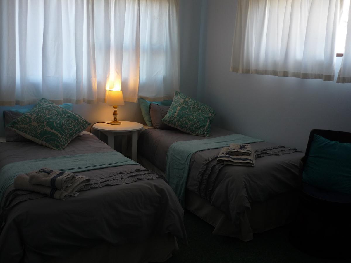 A1 Kynaston Self Catering Or Bed And Breakfast Jeffreys Bay Exterior foto