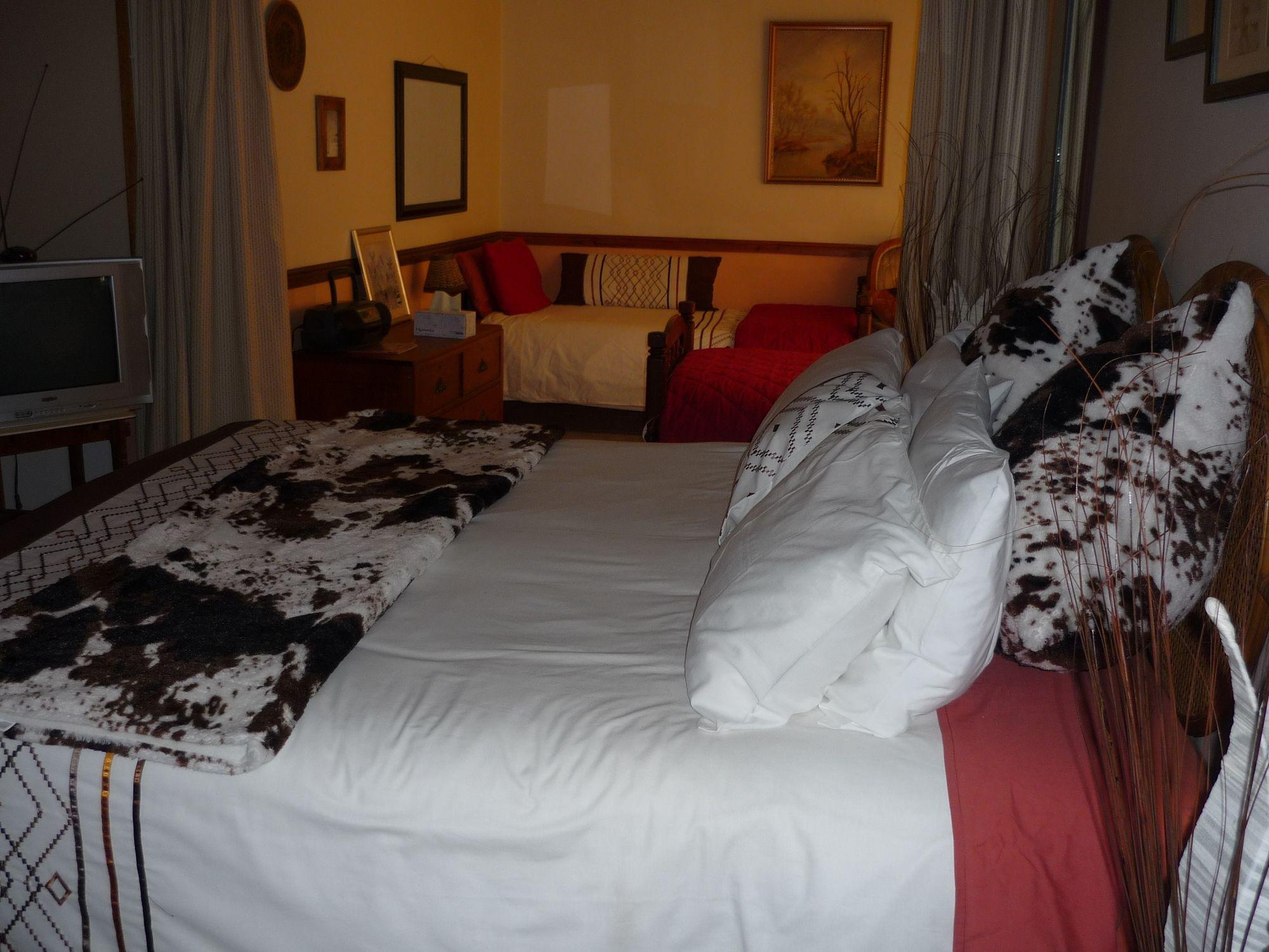 A1 Kynaston Self Catering Or Bed And Breakfast Jeffreys Bay Exterior foto